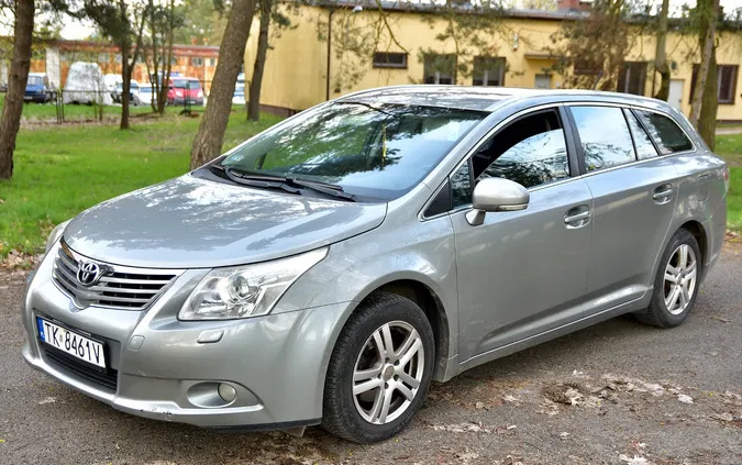 toyota avensis Toyota Avensis cena 31900 przebieg: 226000, rok produkcji 2011 z Kielce